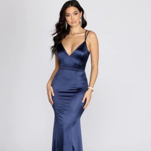 COPY - HEIDI FORMAL SATIN LATTICE DRESS - Picture 1 of 2